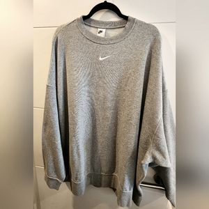 NIKE - Oversized Fleece Crewneck